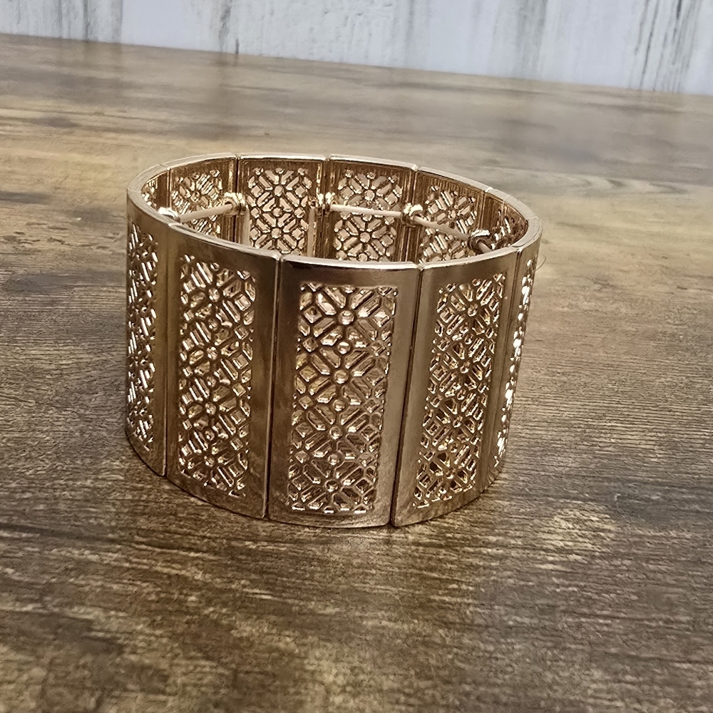 Gold Tone Stretchy Cuff Bracelet